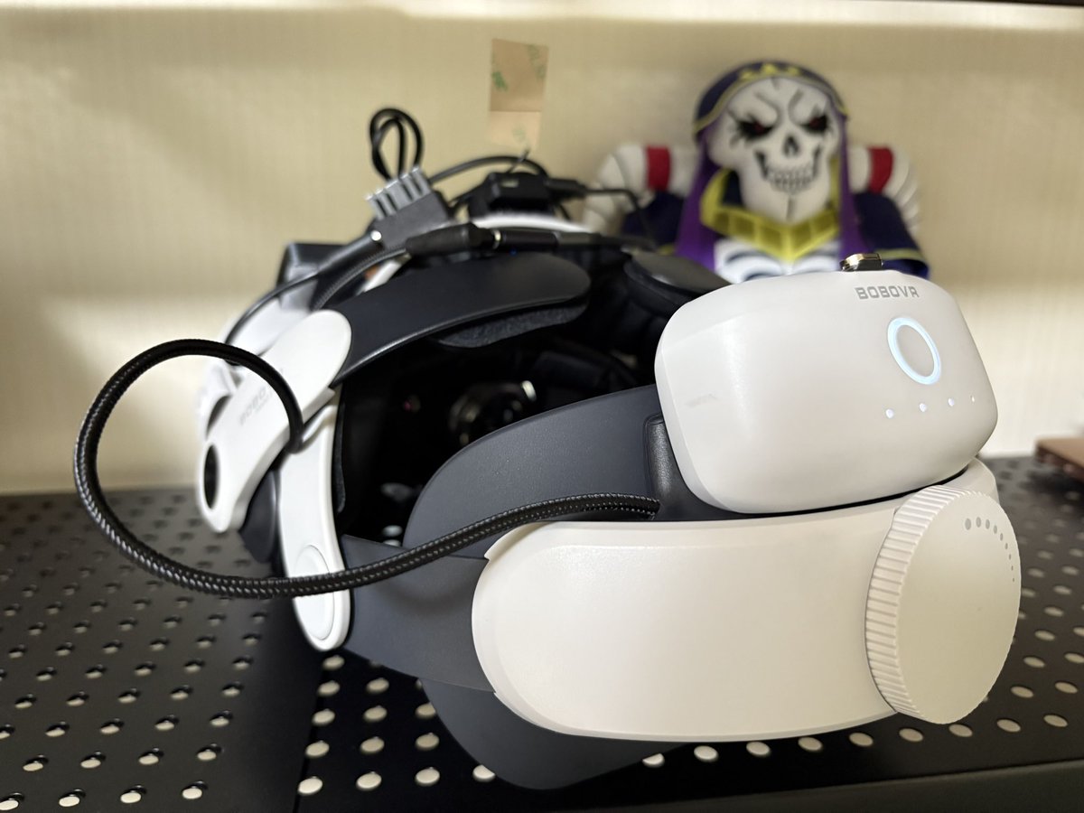 RINE_VRC's tweet image. Meta quest3sにdiyで顔トラッキング後付けできました。ハンダゴテが大変だったけど、大変満足です☺️
 #VRChat #eyetrackvr #projectbabble