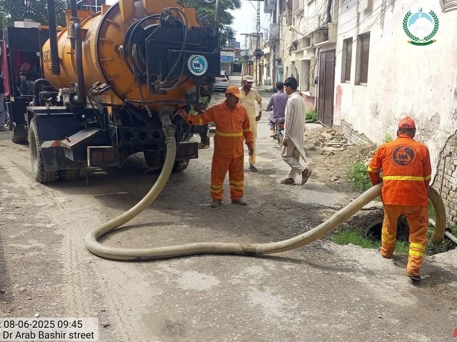 LGKPGovt's tweet photo. Step by step, Mardan is becoming cleaner and greener🌱✨ Under Pak Saaf-o-Shafaf KP, every effort counts towards a healthier, more transparent future!
#paksaafoshafafkp #saafshafafkp #paksaafkp #lgerdd #localgovtkp #cleanandtransparentkp #goodgovernancekp #transparentgovernance https://t.co/5ARyablkTJ