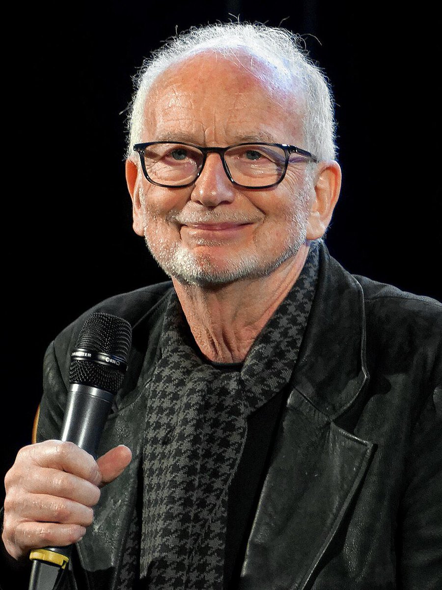 Ian McDiarmid cumple 81 años! Siempre será el emperador Palpatine! ¿En qué más lo vimos?