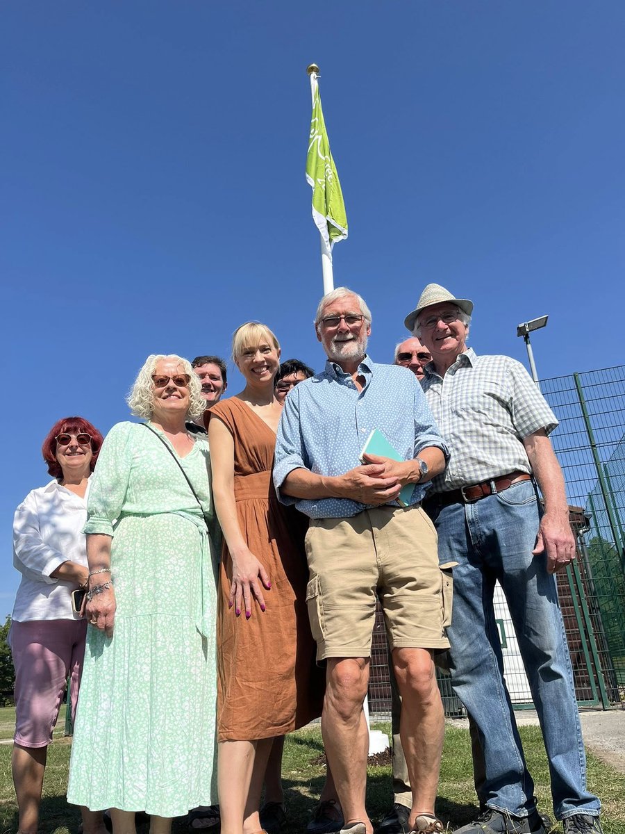 Friends of Haydons Road Recreation Ground tweet media