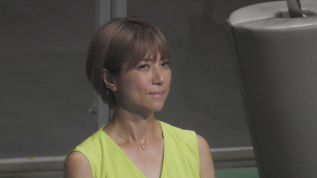kume62's tweet photo. #hitomi ミニライブを見に北九州メディアドームへ!
大好きな4曲を目の前で歌ってくれて最高でした!!ミャクミャクもいた!
セトリ↓
#CANDYGIRL
#bymyself
#SAMURAIDRIVE
#LOVE2000 https://t.co/p9UHp1aiLU