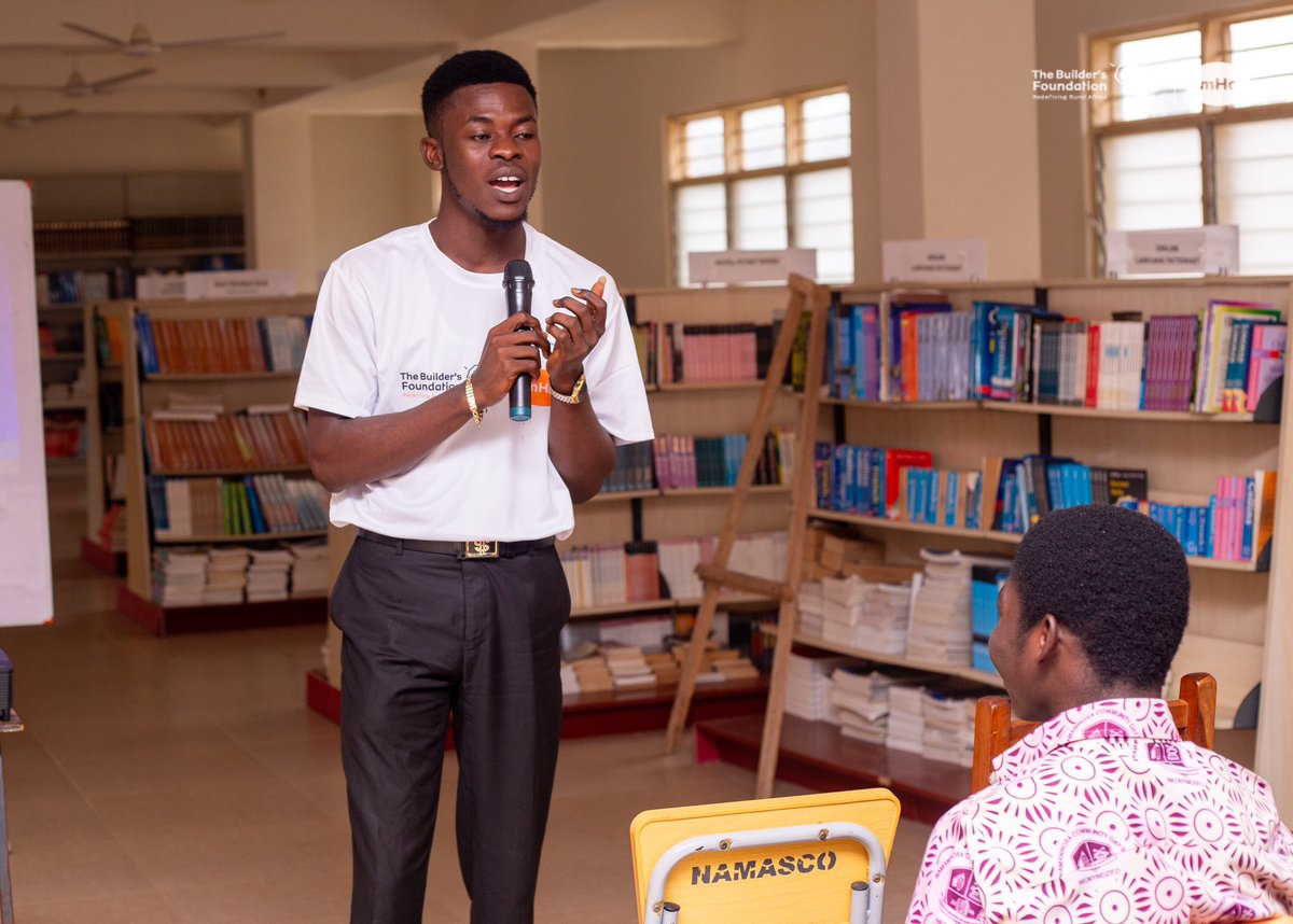 Builders_Fdn's tweet photo. Our visit to Namanwora SHS was filled with learning, connection, and hope for the future.

Huge thanks to our our super volunteers who brought it to life and to the school for the opportunity to contribute to grooming the next generation of leaders!

#TBF #mHC #DowntownRevolution https://t.co/hmQN3h0yWj