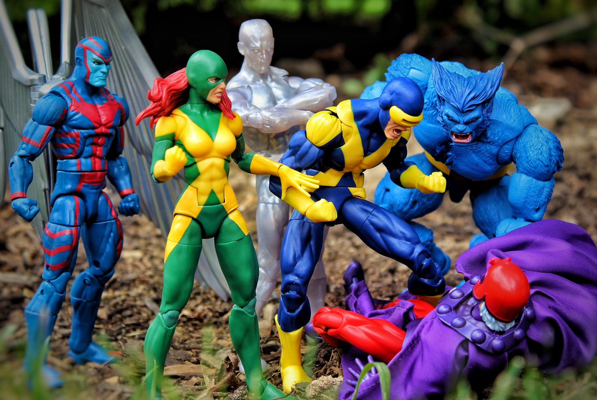 actionfigurejun's tweet image. STAY DOWN! 
#Xmen #angel #archangel #xfactor #warrenworthington #mutants #marvel #marvelcomics #marvellegends #hasbro #actionfigures #actionfigurephotography #toyphotography #toyartistry #toyelites #epictoyart #mytoyshots #acba #articulatedcomicbookart #sixinchlegends