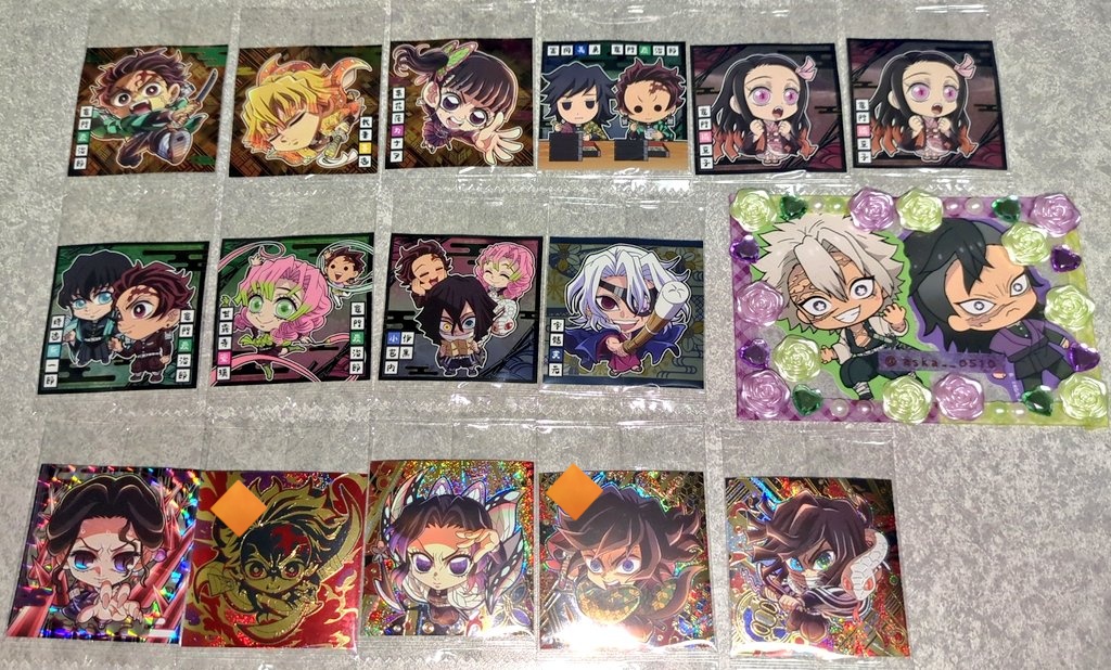 aska__0510's tweet photo. 【交換】鬼滅の刃 にふぉるめーしょん ウエハース シール 其ノ十三

譲▶︎画像参照

求▶︎実弥、玄弥  (過去弾でも交換可)
※過去弾は絵柄によってお断りする可能性アリ

※固定ツイ必読、郵送取引
下段は1段目、2段目から同数以上の取引＋今弾の実弥と交換
珠代を取引の方優先
🔶は条件の良い方優先 https://t.co/1d2i4Kxp2s