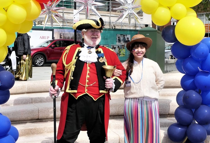 Gloucester Day is back on Sat, Sept 6, with parades, stalls and music. This year Viva O'Flynn, of the Filipino Association will be our mock mayor. The origins date back to King Charles II and a different person is chosen to play the role each year. orlo.uk/c1MBC