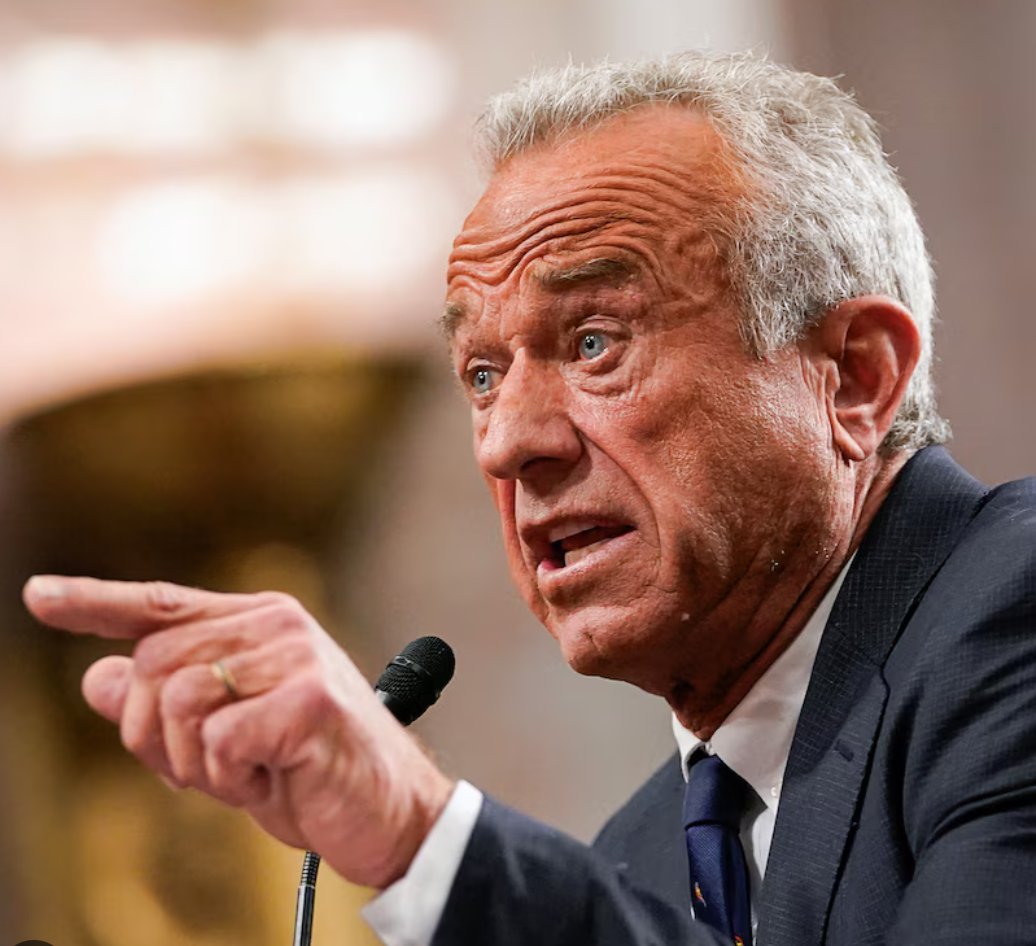 RFK Jr. behauptet, Schizophrenie könne durch „Ernährungsumstellung“ geheilt werden.

Nun frage ich mich, ob RFK's Dummheit auch mit Ernährungsumstellung geheilt werden kann.