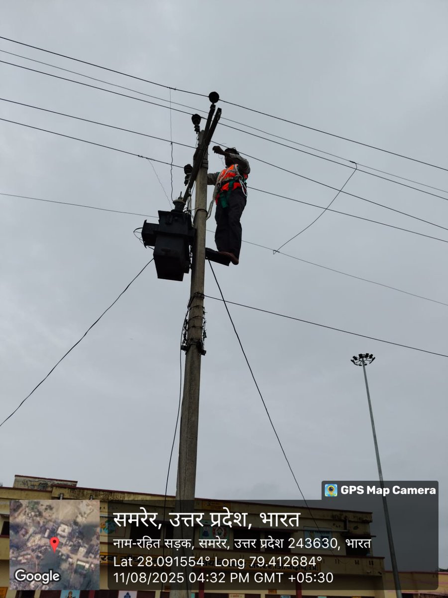 CE BAREILLY ZONE-2 (@czeblyzone2) on Twitter photo समरेर बिजलीघर, बदायूं के अंतर्गत ग्राम बजेड़ा मे लाइन सही करते हुए <a href="/aksharmaBharat/">A K Sharma</a> <a href="/ChairmanUppcl/">Chairman Uppcl</a> <a href="/CMOfficeUP/">CM Office, GoUP</a> <a href="/myogiadityanath/">Yogi Adityanath</a> <a href="/MVVNLHQ/">Madhyanchal Vidyut Vitran Nigam Limited</a> <a href="/UPPCLLKO/">UPPCL</a> <a href="/mduppcl/">MDUPPCL</a> <a href="/MVVNLmd/">MVVNL</a> समरेर बिजलीघर, बदायूं के अंतर्गत ग्राम बजेड़ा मे लाइन सही करते हुए <a href="/aksharmaBharat/">A K Sharma</a> <a href="/ChairmanUppcl/">Chairman Uppcl</a> <a href="/CMOfficeUP/">CM Office, GoUP</a> <a href="/myogiadityanath/">Yogi Adityanath</a> <a href="/MVVNLHQ/">Madhyanchal Vidyut Vitran Nigam Limited</a> <a href="/UPPCLLKO/">UPPCL</a> <a href="/mduppcl/">MDUPPCL</a> <a href="/MVVNLmd/">MVVNL</a>