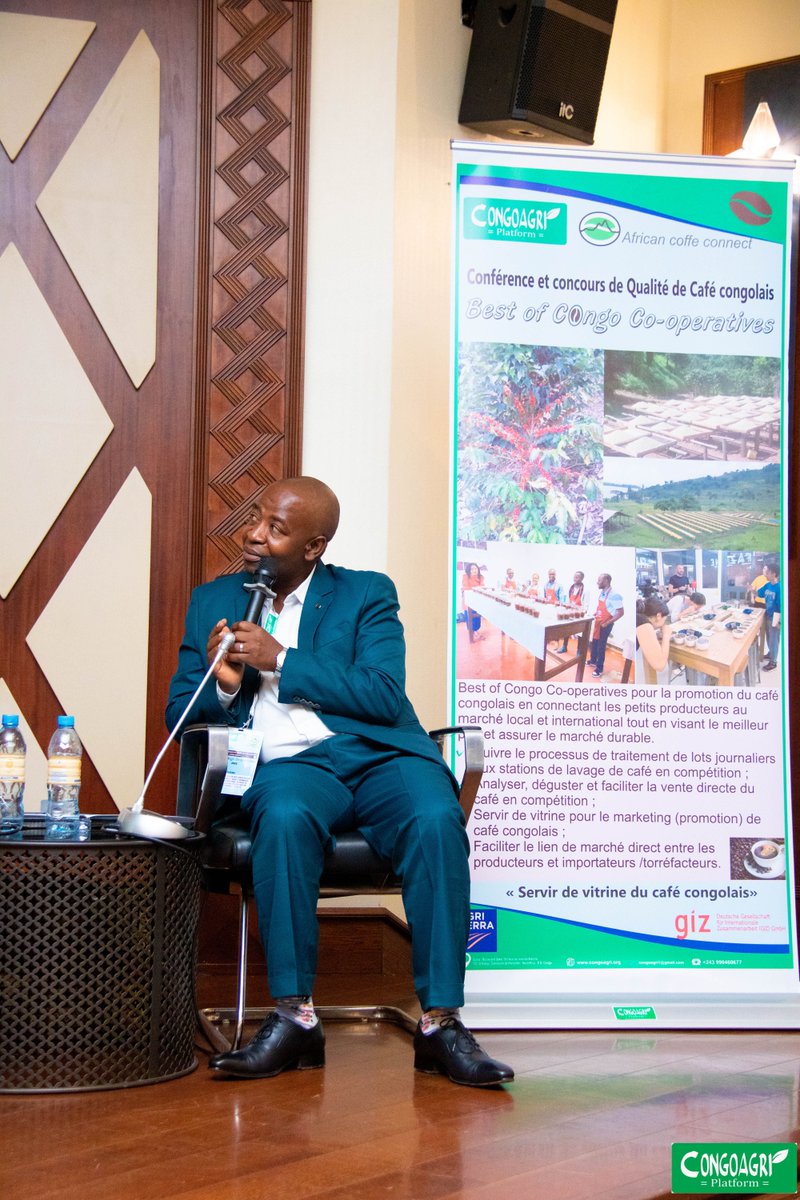 Congoagri1's tweet photo. ☕🥐 Café chaud, petits-déjeuners et discussions passionnées !
La Conférence sur la Qualité du Café commence dans la convivialité et l’échange.
#BestOfCongo #CongoagriPlatform #CaféCongolais https://t.co/mcsKHkKckO