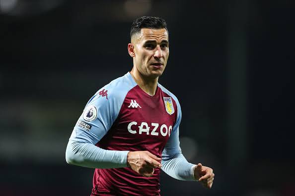 ValenciacfAR_En's tweet photo. 🚨🚨Exclusive | Ex-Ajax and Aston Villa winger Anwar El-ghazi has been offered to Valencia. Terms will not be difficult to be agreed as he is a free agent. 
Corberan hasn’t given his go ahead on the signing https://t.co/tTnOBeDpqq