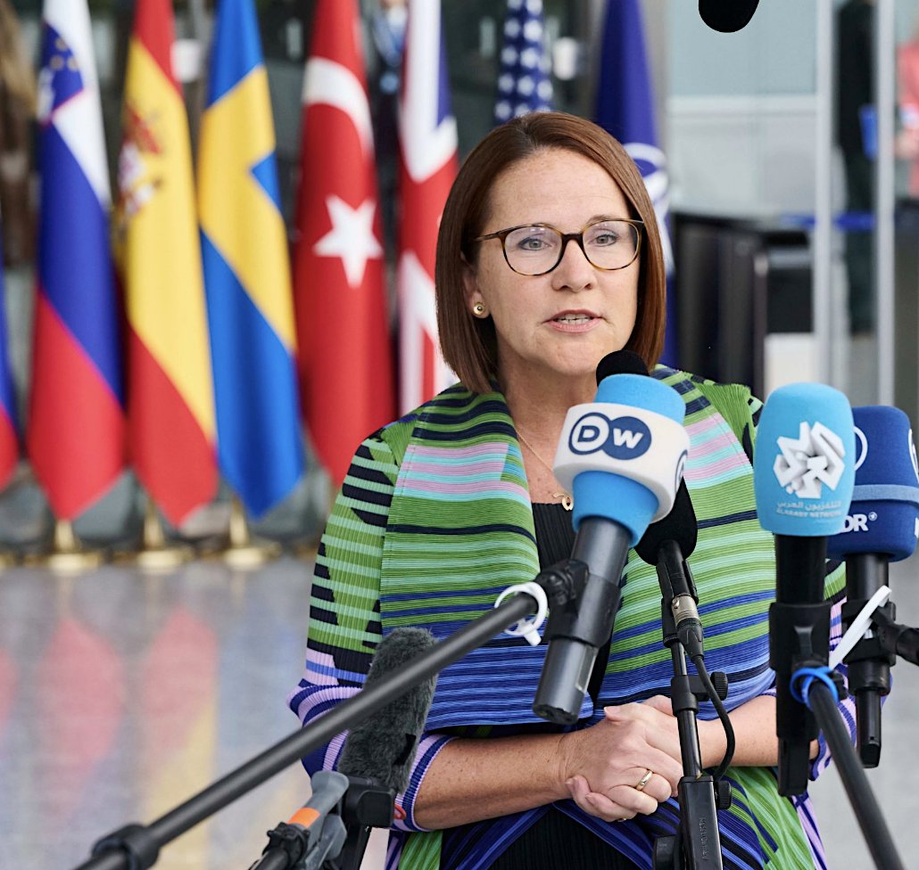 Peter B. de Selding tweet media