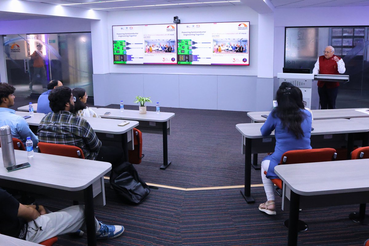 NorthCap_Univ's tweet image. In a virtual open house, Prof. Prem Vrat, Pro-Chancellor at NCU, shared his vision on “Silicon Dreams: India’s Rise in the Global Semiconductor Arena”, inspiring students to seize opportunities in this high-growth sector.

#Semiconductor #India #BTechECE #NCU