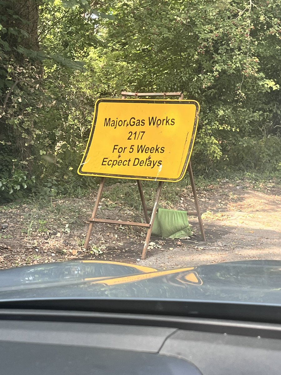 Kiewoolley95's tweet photo. When you hire for the sign making job - you would expect spelling to be higher on the priority list @WirralCouncil https://t.co/558nhTiW1M
