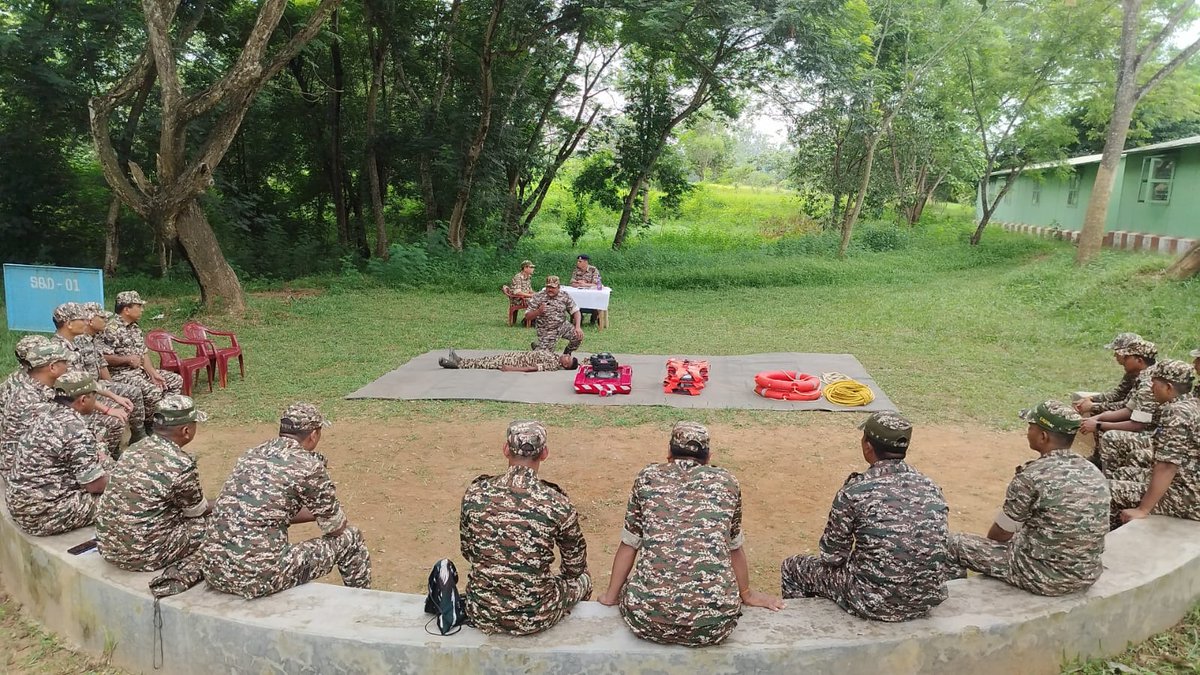 RKhatkhati's tweet photo. On 11/08/2025 Flood relief and rescue team conducted outdoor classes and practical exercise at GC CRPF Khatkhati Campus. https://t.co/4DXZafXzmI