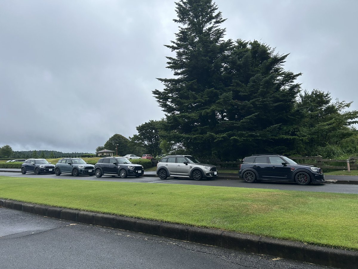 KAI19180347's tweet image. 同車種でもそれぞれ個性が光る
MINIって素敵だな…このクルマたちに会えて本当に幸せじゃ…

お会いしてくださった皆さん、ありがとうございました🙇
#MINI
#F60