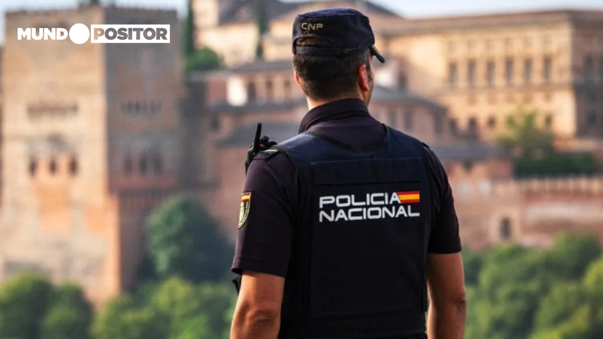¡Se han convocado 2.914 plazas para la Policía Nacional! 👏
De estas, 2.764 se convocan para la Escala Básica y 150 par la Ejecutiva. ✅
El plazo📆 de inscripción estará abierto hasta el 2 de septiembre. 
Consulta toda la información en #mundopositor. 

➡ mundopositor.info/policia-nacion…
