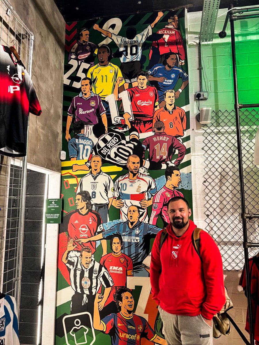groundspotters's tweet photo. 🛍️ @classicshirts
📍 Londres
🏴󠁧󠁢󠁥󠁮󠁧󠁿 Inglaterra
🗓️ 2025

https://t.co/8Aj0cHx5L2

#classicfootballshirts #classicfootballshirtsuk #cfs 
#shirtcollector #football #shirtcollection #footballshirts #matchworn #camisetasdefutbol #footballshirt #footballshirtcollection #soccerjersey https://t.co/8IFMEcr1zY