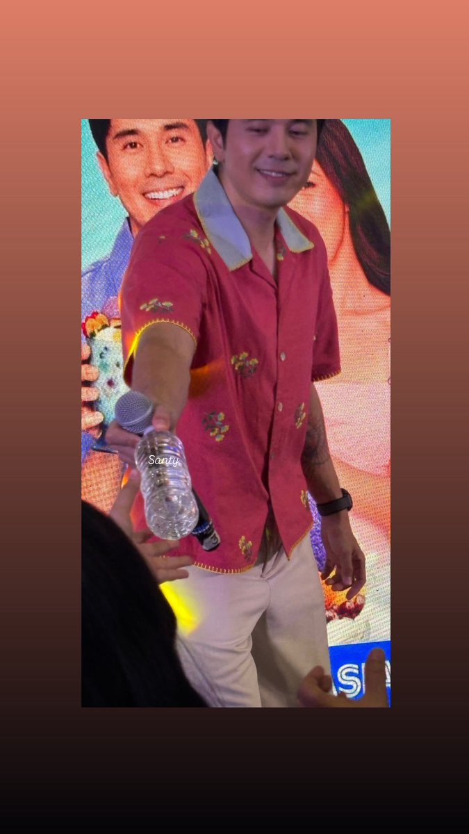 SUNxTEA's tweet image. the last time na nkta ko cya, ung di pa cya kulot last May sa Worldtrade &amp;amp; Chowking Halo-Halo Land🤭🫶🏼✨✌🏻@uhgood4u 
#Paulo