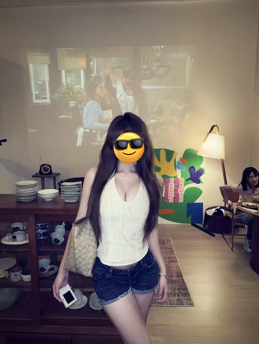 黄推福利内容 - 荔枝雾的精彩图片 福利姬荔枝雾分享的黄推图片2 - 网红私拍内容