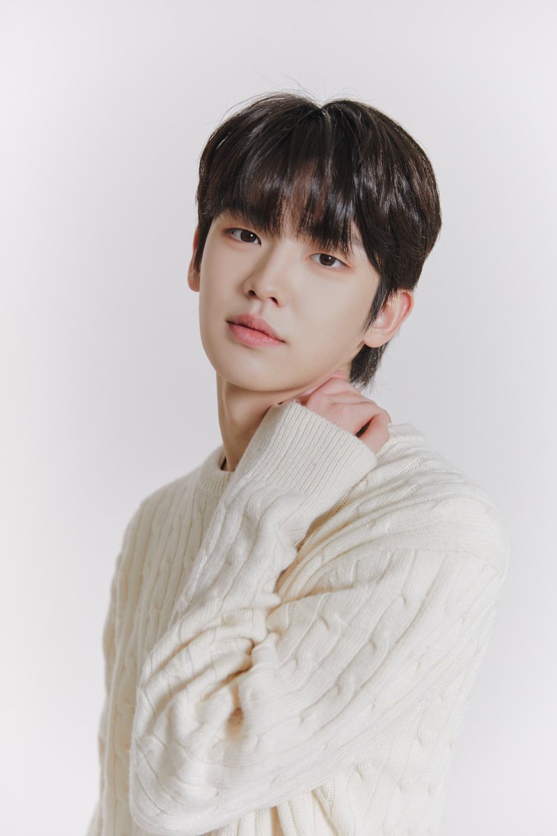 LEEDAEUL OFFICIAL tweet media