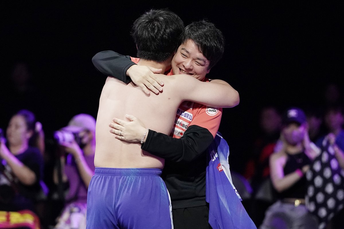👑自国開催で掴んだ栄光！👑

#WTTチャンピオンズ横浜 2025🇯🇵
■男子決勝
🇯🇵#張本智和 4-2 王楚欽🇨🇳

PHOTO:Itaru Chiba

📡U-NEXTで独占LIVE配信
t.unext.jp/r/wttyokohama2…

試合結果👉tvtokyo.tv/46kAvCx