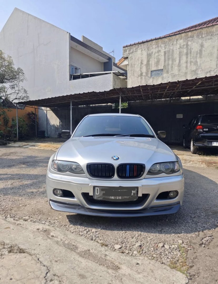 kptyasx's tweet photo. @PetrolWeeb @hourlymalaytwt Weh it’s getting numbers 😳 
shameless ngiklan dulu WTS BMW e46 2003 kondisi 85% mulus pemakaian  
 
Bandung ya! 
yukkkkk yg lg cari mobil https://t.co/WNJsQM6Dyb