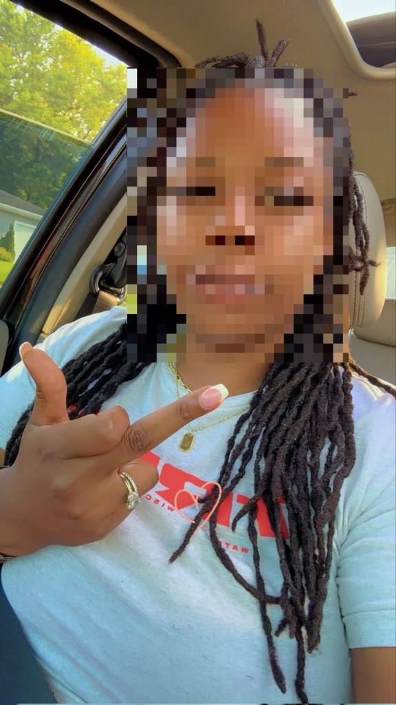 Slaveofgod24614's tweet photo. I'm a useless, broke slave who only exist to serve @GoddessBaby_25. You should be smart enough to serve her.
Her linktree:
https://t.co/wfbTLfBlrm
#goddessworship #patheticloser #payingsub https://t.co/3vO3yRWa7Y