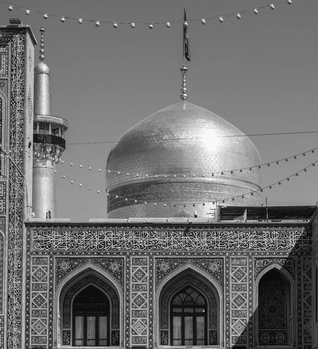 اَللّهُمَّ صَلِّ عَلَى عَلِيِّ بنِ مُوسى الَّذِي ارتَضَيتَهُ وَرَضَّيتَ بِهِ مَن شِئتَ مِن خَلقِكَ.