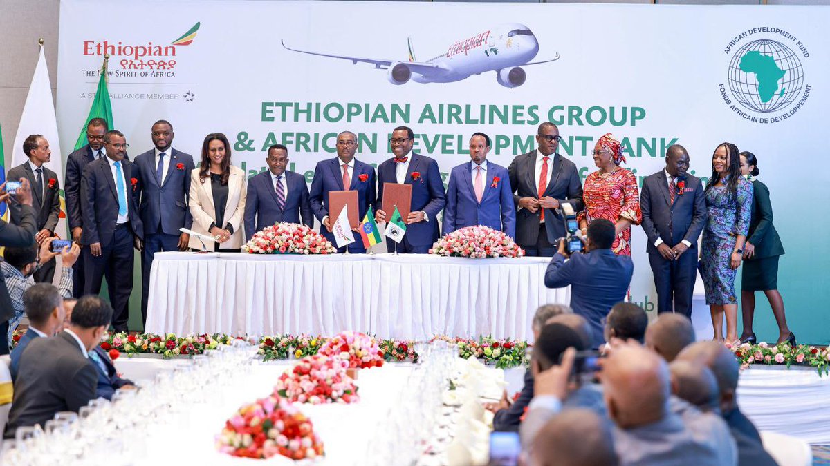 .<a href="/AfDB_Group/">African Development Bank Group</a> President Praises #Ethiopia’s ‘Think Big, Do Big’ Vision as Bishoftu Airport Poised to Elevate Global Aviation Status

fanamc.com/english/afdb-p…
