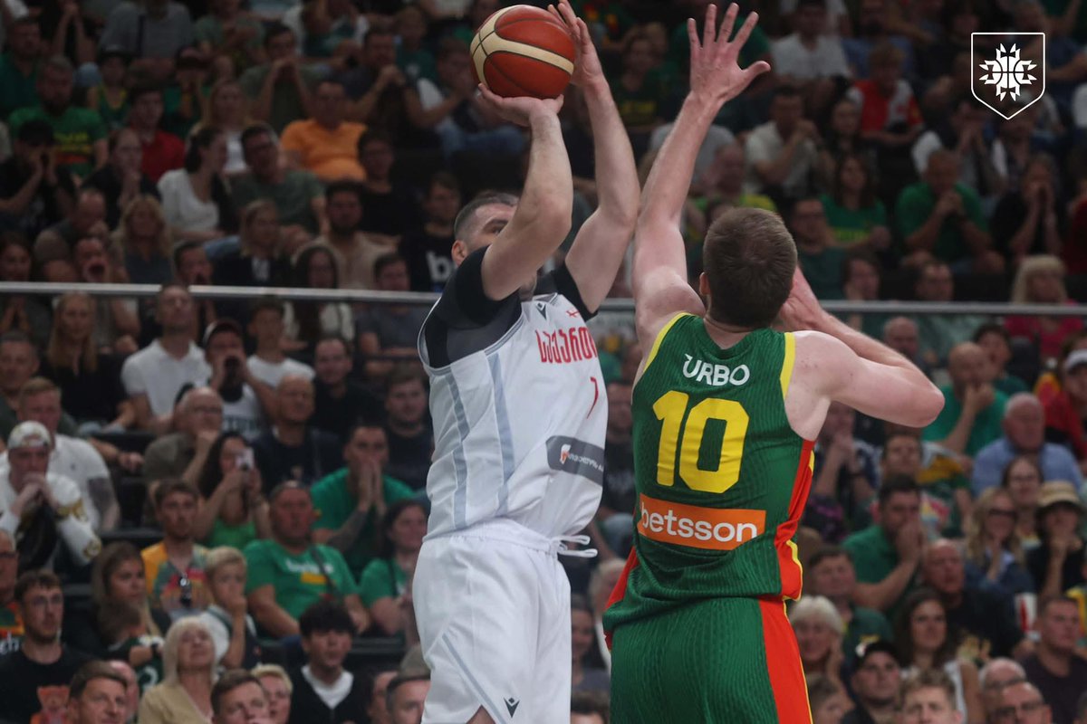 BeqaBurjanadze's tweet photo. Seguimos ✊🏼🇬🇪 17 dias para el @EuroBasket
#StrongsNeverQuit https://t.co/zJN45dcFU5