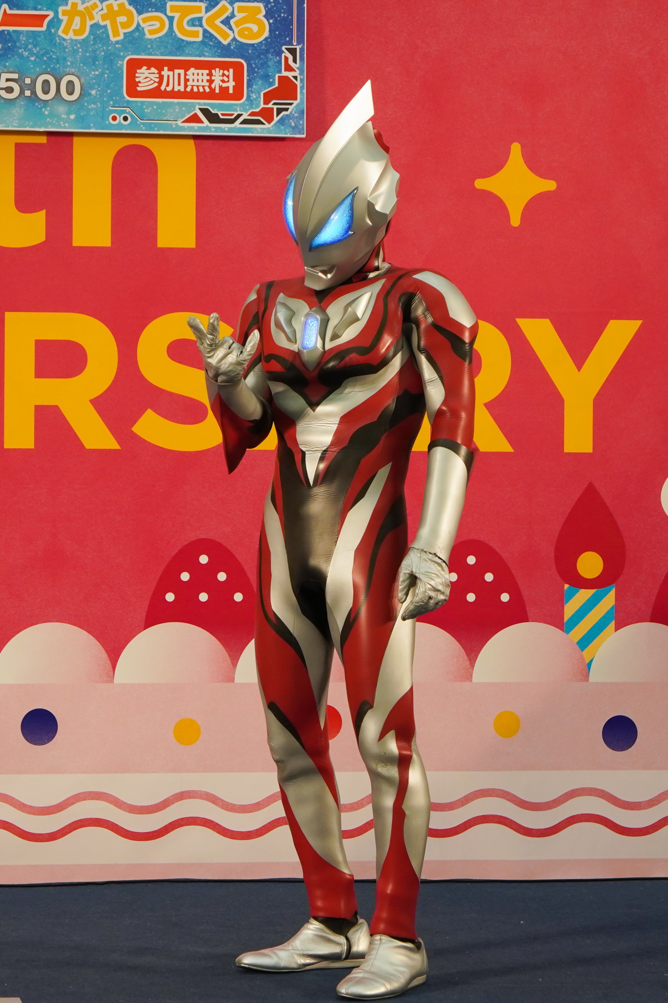 ウルトラマンジード ﷼ Amazon.co.jp: hiyanan ZDTOYS 1/10 全高約180mm ウルトラマン