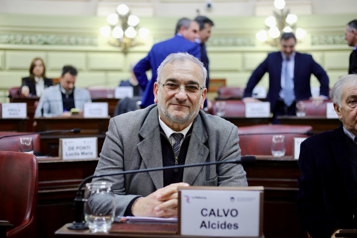 Cámara de Senadores (@senadosantafe) on Twitter photo 📓 El senador <a href="/alcidescalvoOK/">Alcides Calvo</a> informó su agenda de actividades en la Convención Reformadora
📲 La noticia completa acá: senadosantafe.gob.ar/noticias/calvo… 📓 El senador <a href="/alcidescalvoOK/">Alcides Calvo</a> informó su agenda de actividades en la Convención Reformadora
📲 La noticia completa acá: senadosantafe.gob.ar/noticias/calvo…