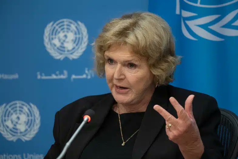 United Nations Geneva (@ungeneva) on Twitter photo Independent expert <a href="/MaryLawlorhrds/">Mary Lawlor UN Special Rapporteur HRDs</a>:
"I have been disturbed by consistent allegations about the treatment of imprisoned human rights defenders in #China – including in relation to torture, denial of access to adequate medical care and visitation rights." is.gd/1DSf5I Independent expert <a href="/MaryLawlorhrds/">Mary Lawlor UN Special Rapporteur HRDs</a>:
"I have been disturbed by consistent allegations about the treatment of imprisoned human rights defenders in #China – including in relation to torture, denial of access to adequate medical care and visitation rights." is.gd/1DSf5I