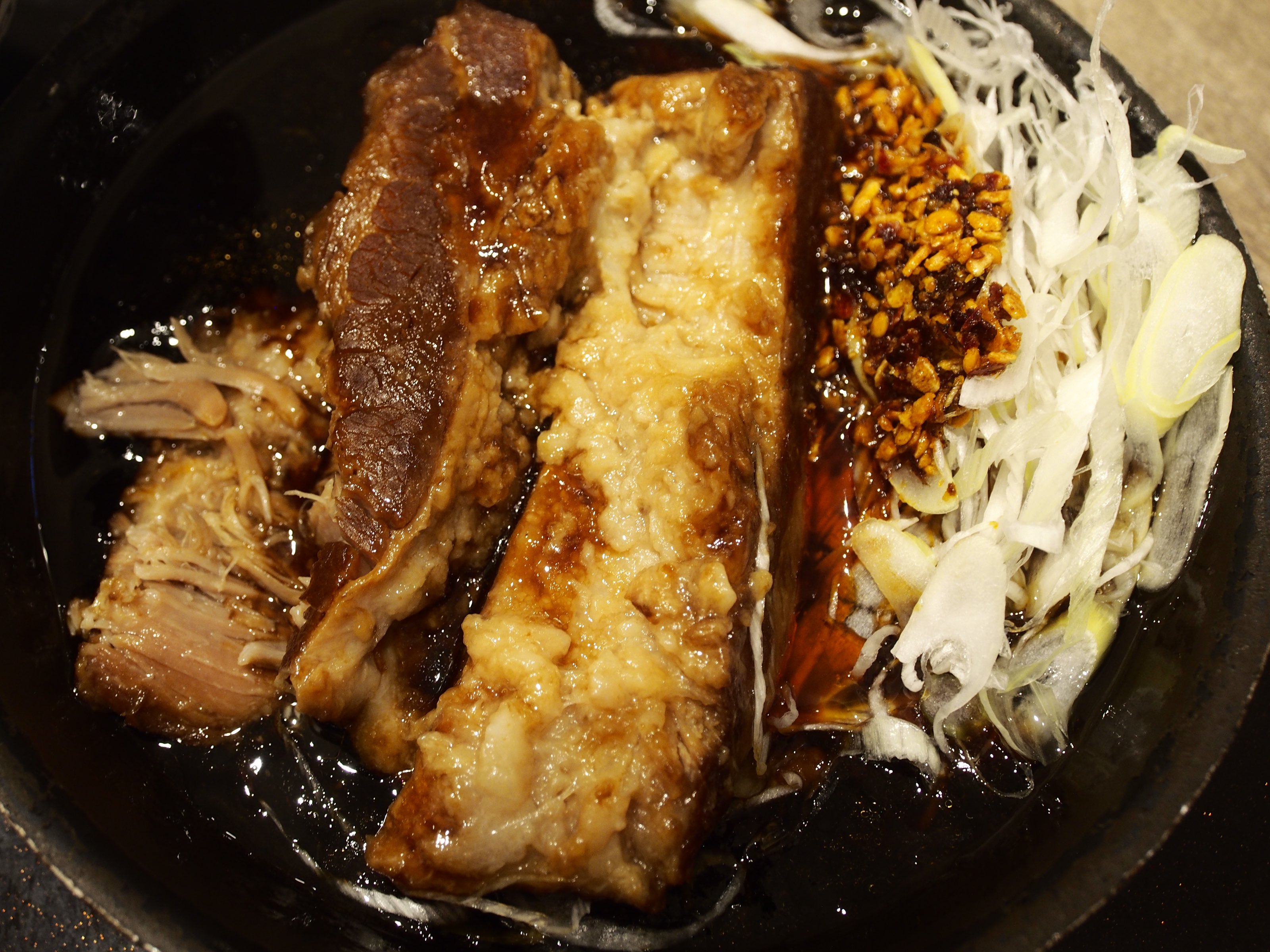 ウラシク　【ライガー様　角煮】 厚切り豚角煮 - অনুসন্ধান / X