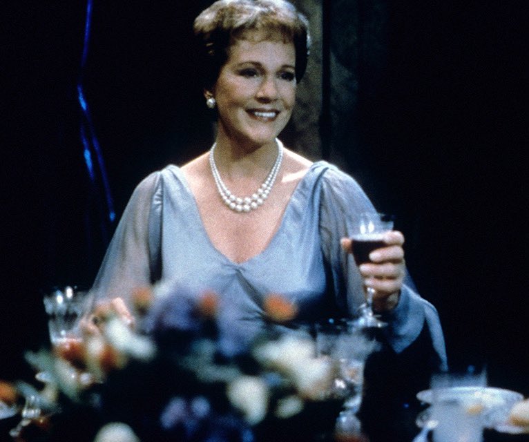 FansiteJulie's tweet photo. Julie Andrews in Relative Values #julieandrews #damejulieandrews #noelcoward #relativevalues https://t.co/2oKmHxHkyU