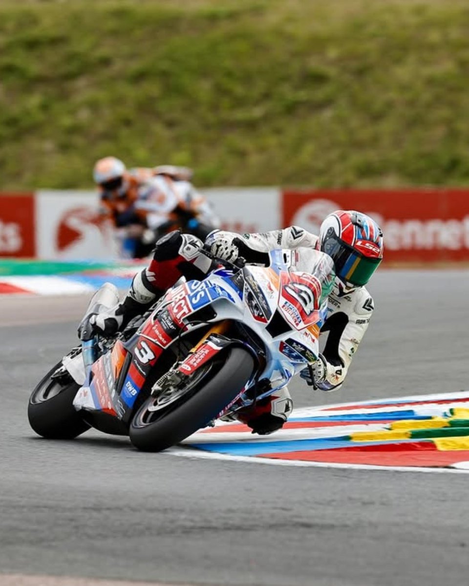 js_accessories's tweet image. Three gritty points finishes for Billy McConnell at Thruxton (14th, 12th, 13th) 💪. Tyres were tricky, battles were fierce, but the pace is improving. Next stop – Cadwell! 🏍️

📸 (IG) @hopgoodphoto

#Frank_Thomas_Clothing #FrankThomasMoto