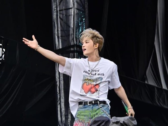 Kkorepo's tweet photo. #ジェジュン、観客とひとつになった…「僕にだけ雨を降らせるラッキーフェス」 
🔗https://t.co/7dI2er1dLD https://t.co/yJ6FVnsvw4
