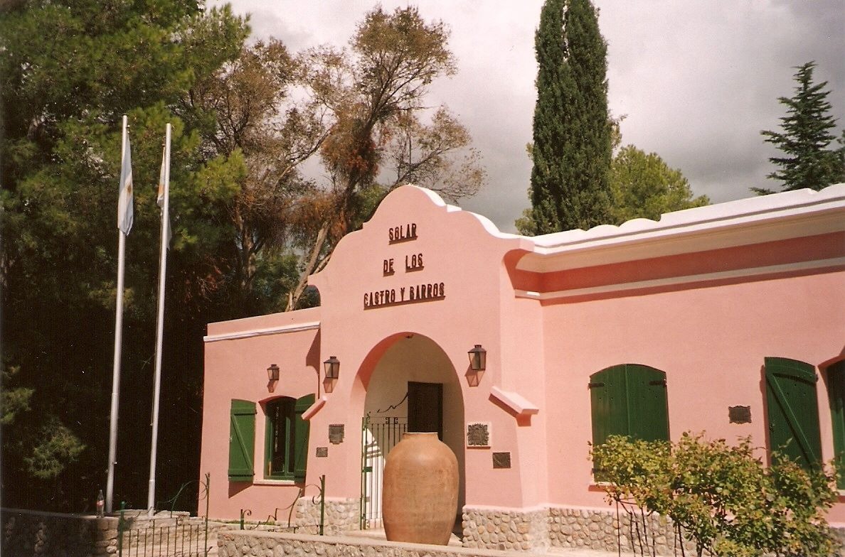 Feliz 148° Aniversario al querido Departamento Castro Barros, tierra de historia, tradición, cultura y riojanidad. Un cálido abrazo a sus autoridades y a toda la comunidad.