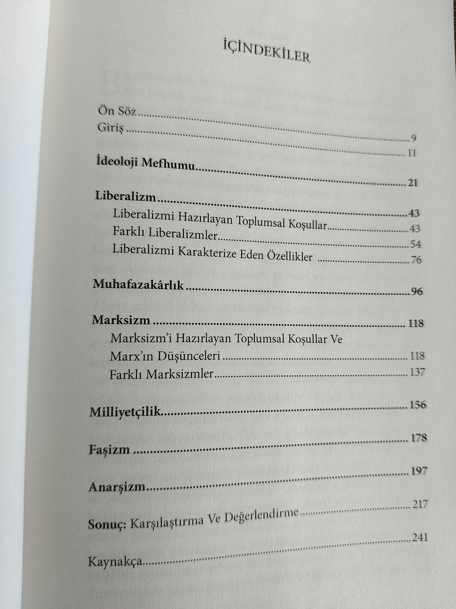 Kıymetli hocam Prof.Dr. Derda Küçükalp'in Modern Dünya Dinleri: İdeolojiler kitabı çıktı. İdeolojileri, modern dünya insanının varoluşsal ihtiyaçlarına cevap veren "anlam haritaları" olarak ele alan çalışma, konuya ilgi duyan herkesin istifade edebileceği yalın bir dille yazılmış