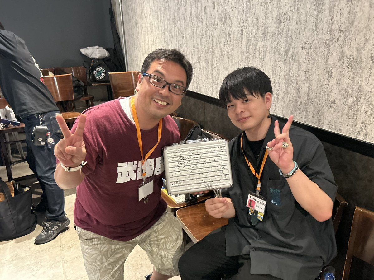 Yusuke Kodaka/コダック (@koda_kane1979) on Twitter photo 今日はSwitch onに参加しました。今回も運営側としては3回目😆Xで繋がったかみこん<a href="/kmk0n/">かみこん🥞💫(なかざわせいか)</a> さんとお会いできたことは嬉しかったです。繋がるって素敵なことだなって思いました。これからもいろんな方々とダーツを通して楽しみ繋がれたら嬉しいです😆
#ダーツ好きと繋がりたい
#スイッチオン 今日はSwitch onに参加しました。今回も運営側としては3回目😆Xで繋がったかみこん<a href="/kmk0n/">かみこん🥞💫(なかざわせいか)</a> さんとお会いできたことは嬉しかったです。繋がるって素敵なことだなって思いました。これからもいろんな方々とダーツを通して楽しみ繋がれたら嬉しいです😆
#ダーツ好きと繋がりたい
#スイッチオン