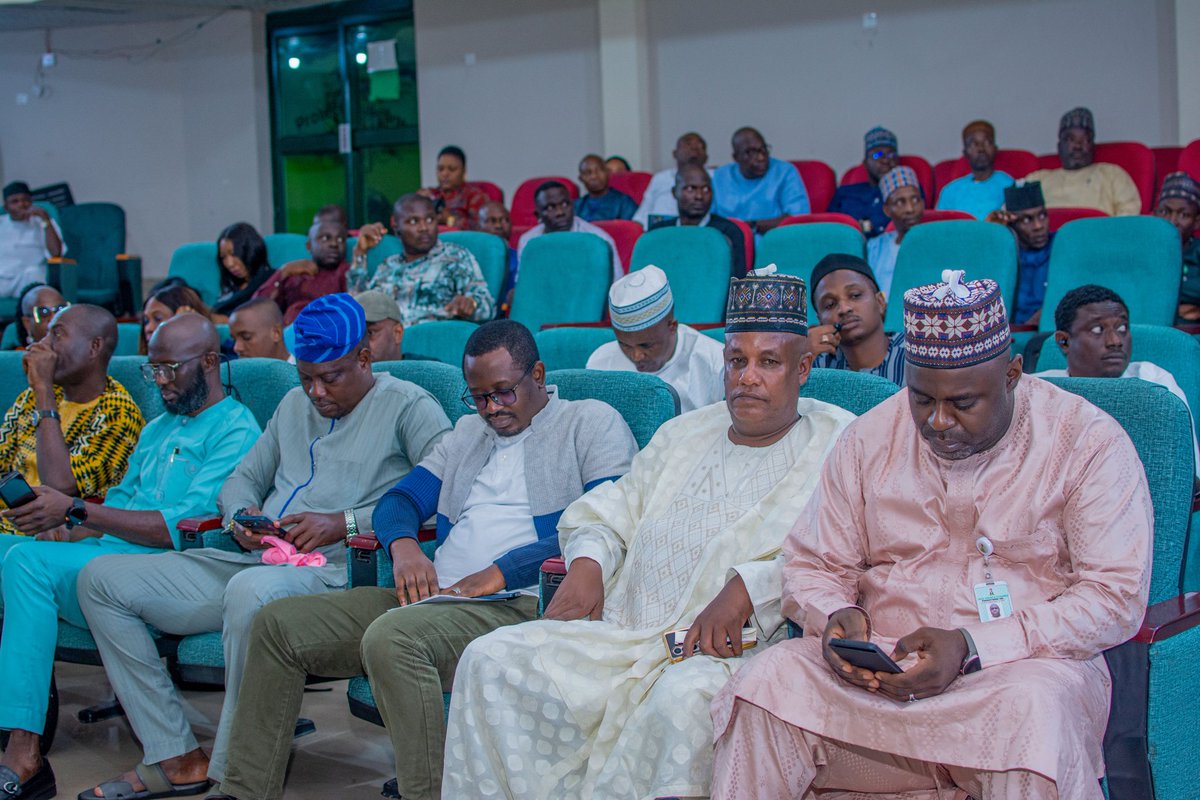 NEWMAP_NIGERIA's tweet image. The Federal Project Management Unit of the NEWMAP-EIB convened a strategic meeting on Monday, 11/8/2025 in Abuja with 23 State Project Coordinators to finalize state-level readiness and work plans ahead of fund disbursement.
#EIB #ProjectImplementation #SustainableDevelopment