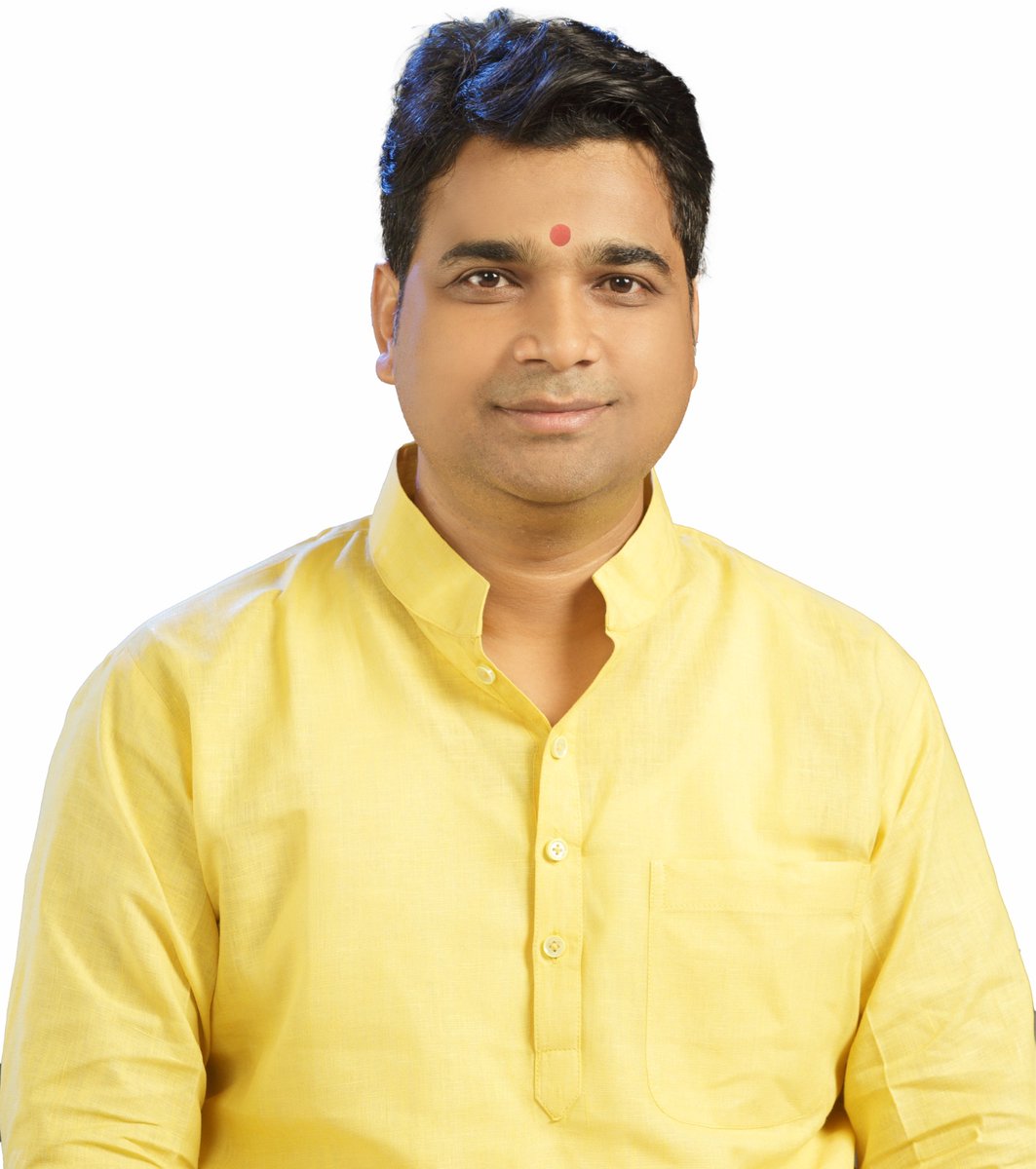 हाड़ौती के युवा नेता श्री पवन जी दिलावर को जन्मदिन की हार्दिक बधाई एवं शुभकामनाएं। कल्याण महाराज की कृपा से आपके यशस्वी जीवन की मंगल कामना  करता हूं <a href="/PawanDilawarbjp/">Pawan Dilawar (मोदी का परिवार)</a> <a href="/madandilawar/">Madan Dilawar</a> <a href="/BJP4Rajasthan/">BJP Rajasthan</a>