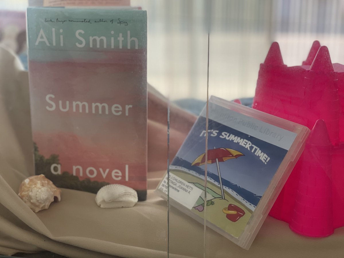 HamiltonLibrary's tweet photo. Squeeze 🍋 in three more weeks of @TDSRC_CLETD! ☀️
There's still time to register and keep track of your children's #reading 📚 and qualify for great prizes. https://t.co/oPzA9WMYzQ
#HamOnt #SummerReadingClub #SummerReading #SummerSlide #Libraries https://t.co/11nzOBT0Ow