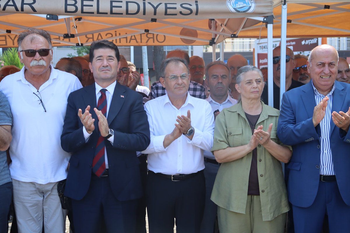 mustafa_bak's tweet photo. Beşikdüzü Belediyemiz tarafından hayata geçirilen Emekli Evi’nin açılışına katıldık. Emeklilerimizin sosyalleşebileceği, keyifli vakit geçirebileceği bu güzel mekânın ilçemize hayırlı, uğurlu olmasını diliyorum. Emeği geçen herkese teşekkürler. https://t.co/FzO3m733BZ