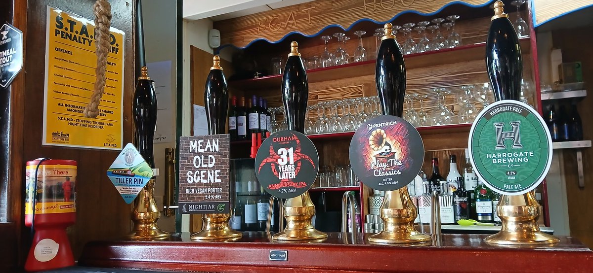 Stuart_Pickard's tweet photo. Been drinking @durhambrewery beers for feels like two decades thanks to the hardworking team @Durhambreweryel bringing beers from #Durham to #Yorkshire today's jaunt / Adventure is #Skipton The Boat House #GingRealAleTrail @Stuart_Pickard #CraftBeer #Beer #RealAle #Ale https://t.co/Ay35WpVsoZ