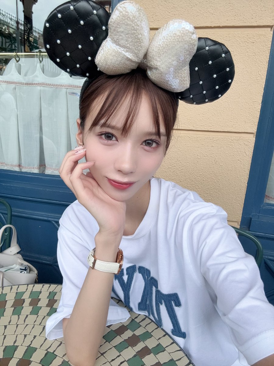 ディズニーランド行ってきた🤍 https://t.co/702K6rVOpO