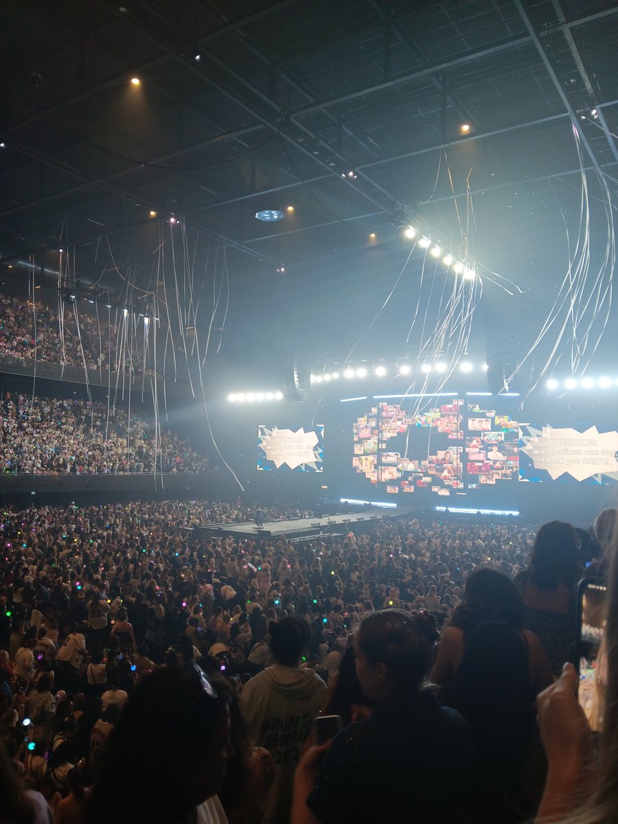 Min_Mathi's tweet image. Merci Jin 🥹💜
#RUNSEOKJIN_