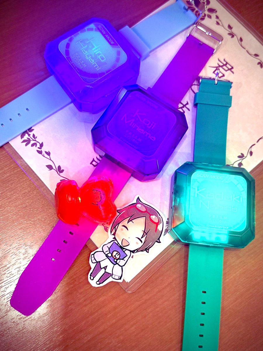 聖地にて315なプリズムの煌めきを浴びました。楽しすぎ！！
キンプリエリートさまとプロデューサーさんの境目が全く見えないコールの仕上がりに同行の友人エリートとひたすら驚嘆してました。兼任？エリートP？？
でもどちらも学習能力高い方々だしわからない！すごいね！と。