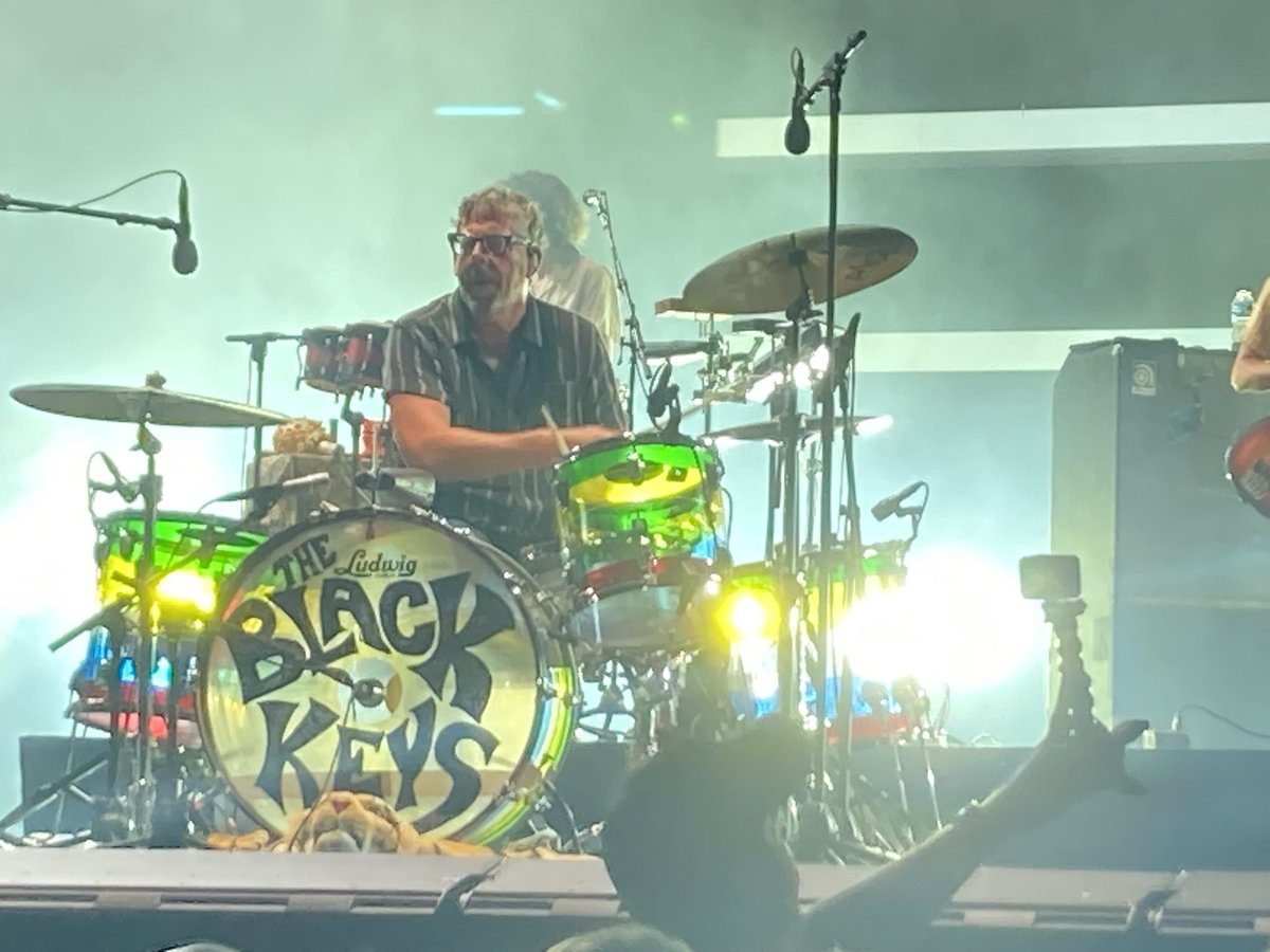CaitlinRearden's tweet photo. Awesome seeing the #BlackKeys at #Musikfest over the weekend! https://t.co/0iQkOkJ4Vp