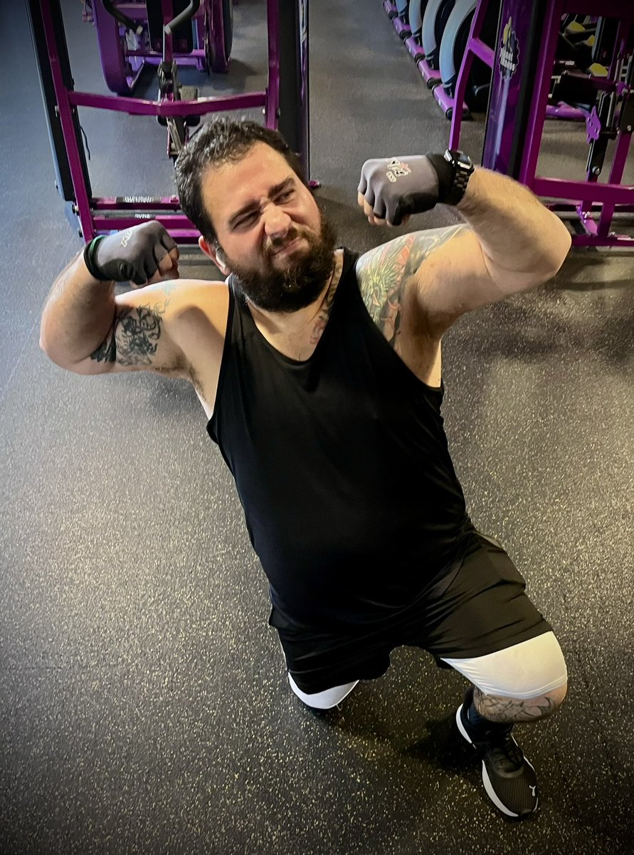 TheJakeStratton's tweet image. From 350 down to 265 in 8 months. No junk foods, fast food, sodas, and going to the gym 4 days a week. If I can do it, so can you. Don’t make excuses, make changes. #makeamericahealthy #health @SecKennedy