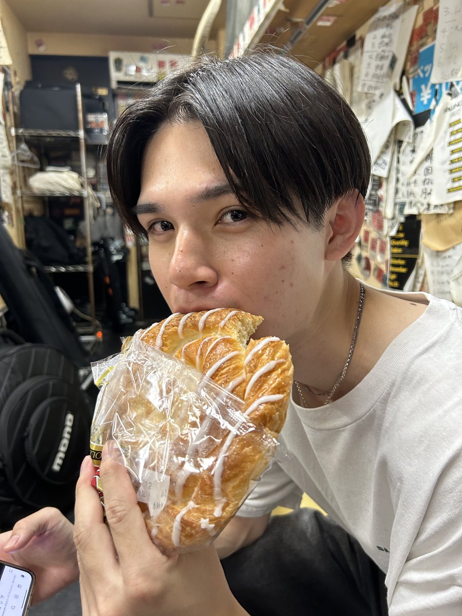 今西リュウト tweet media